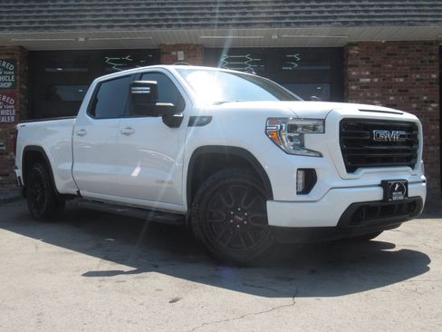 Used 2020 GMC Sierra 1500 Elevation w/ Elevation Value Package AWD/4WD image 2