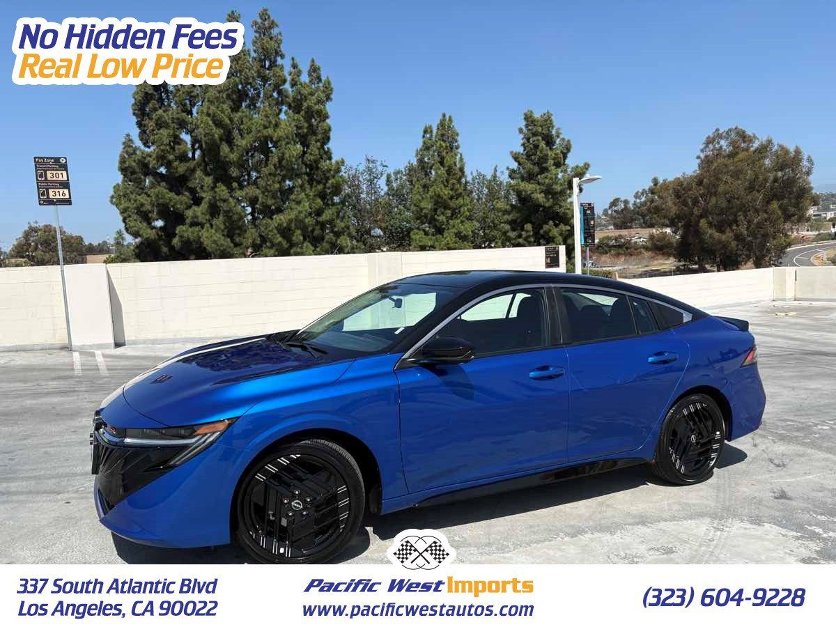 Used 2026 Nissan Sentra SR w/ Floor Mat Package FWD image 1