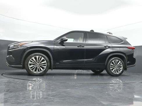 Used 2020 Toyota Highlander Platinum AWD/4WD image 36