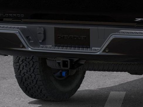 New 2026 Chevrolet Colorado ZR2 image 14