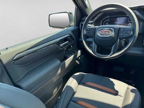 New 2026 GMC Sierra 1500 AT4 w/ AT4 Preferred Package AWD/4WD image 19