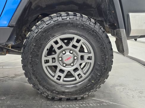 Used 2007 Toyota FJ Cruiser 4WD image 13