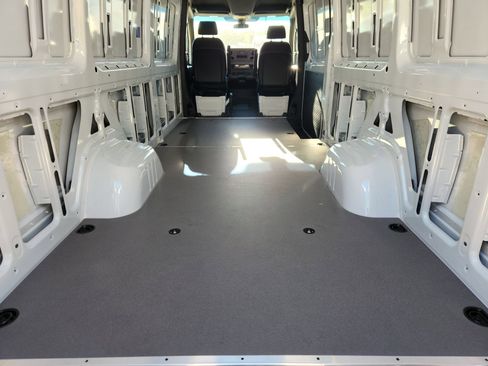 Used 2025 Mercedes-Benz Sprinter 3500 image 24