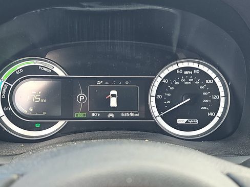 Used 2018 Kia Niro EX FWD image 11