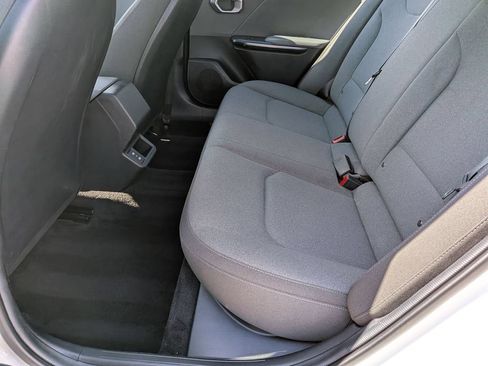 Used 2025 Kia K4 FWD image 27