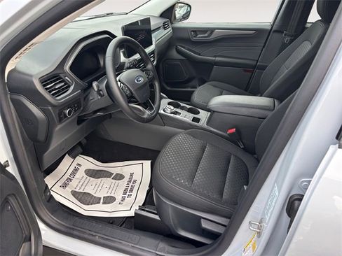 New 2025 Ford Escape Active w/ Tech Pack #1 image 9