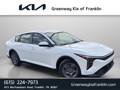 New 2025 Kia K4 LX