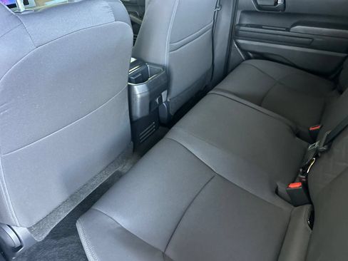 Used 2025 Toyota Tacoma SR AWD/4WD image 14