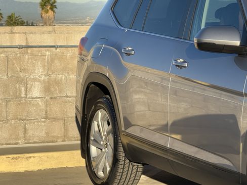 Used 2022 Volkswagen Atlas SE image 5