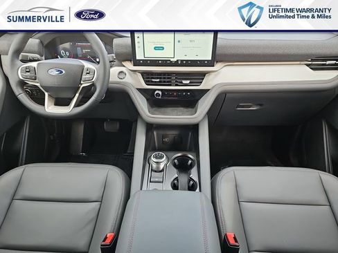 New 2026 Ford Explorer Active w/ Active Comfort Package RWD image 11