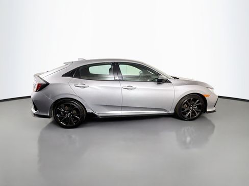Used 2018 Honda Civic Sport image 11