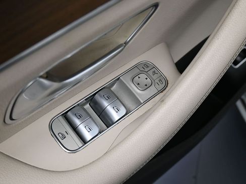 Used 2021 Mercedes-Benz GLE 350 image 19