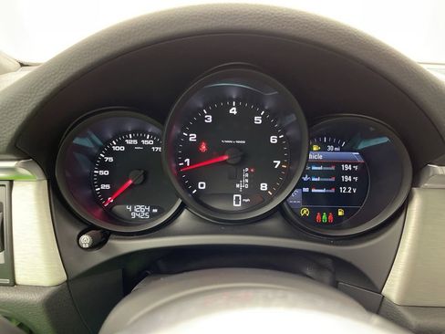 Used 2021 Porsche Macan image 4
