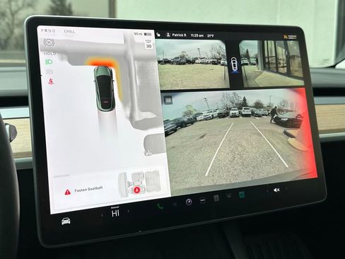 Used 2024 Tesla Model Y Long Range image 40