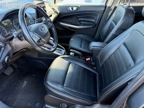 Used 2021 Ford EcoSport Titanium image 8