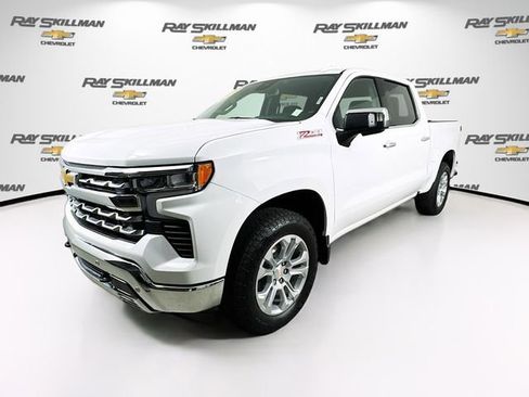 Used 2026 Chevrolet Silverado 1500 LTZ image 3