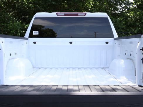 Used 2023 Chevrolet Silverado 1500 LT AWD/4WD image 47