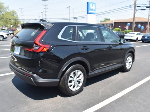 Certified 2024 Honda CR-V LX image 3