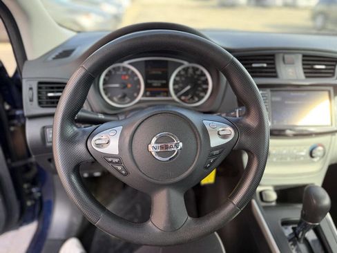 Used 2019 Nissan Sentra S image 8