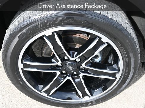 Used 2019 Ford Expedition Limited w/ Texas Edition Package image 8