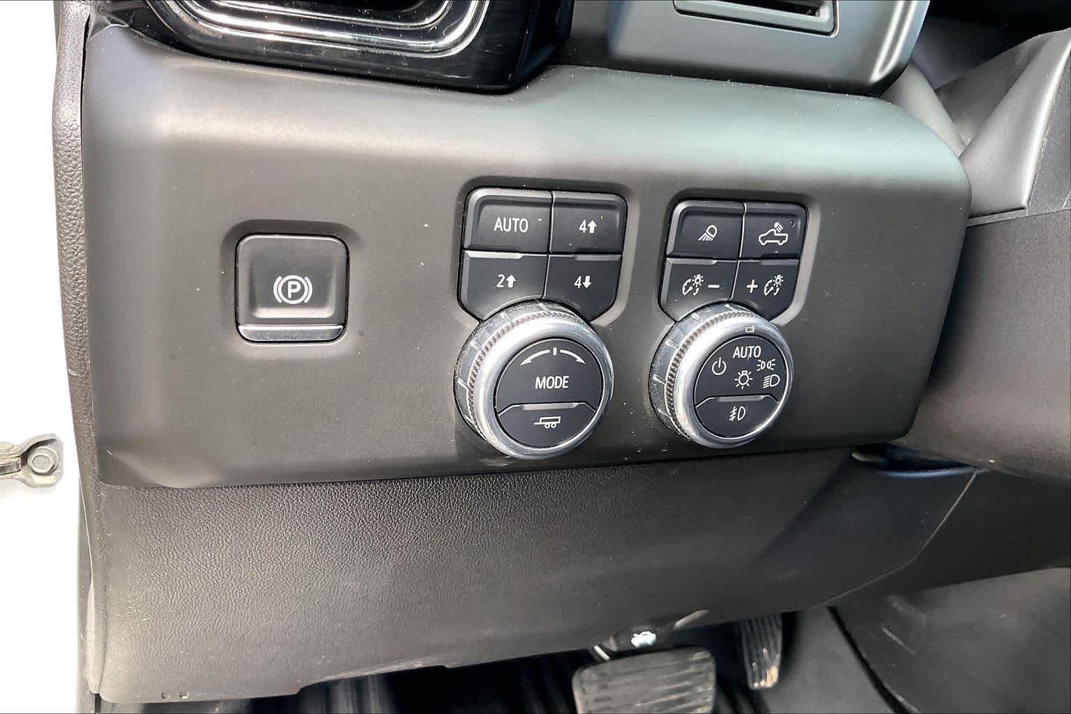 Certified 2025 GMC Sierra 1500 AT4 AWD/4WD image 14