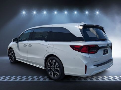 New 2026 Honda Odyssey Elite image 5