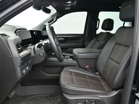 Used 2025 Chevrolet Tahoe High Country w/ Sun And Tow Package AWD/4WD image 26