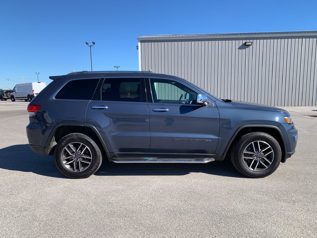 Used 2021 Jeep Grand Cherokee Limited AWD/4WD image 11