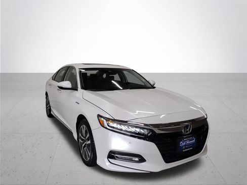 Used 2020 Honda Accord Touring image 4