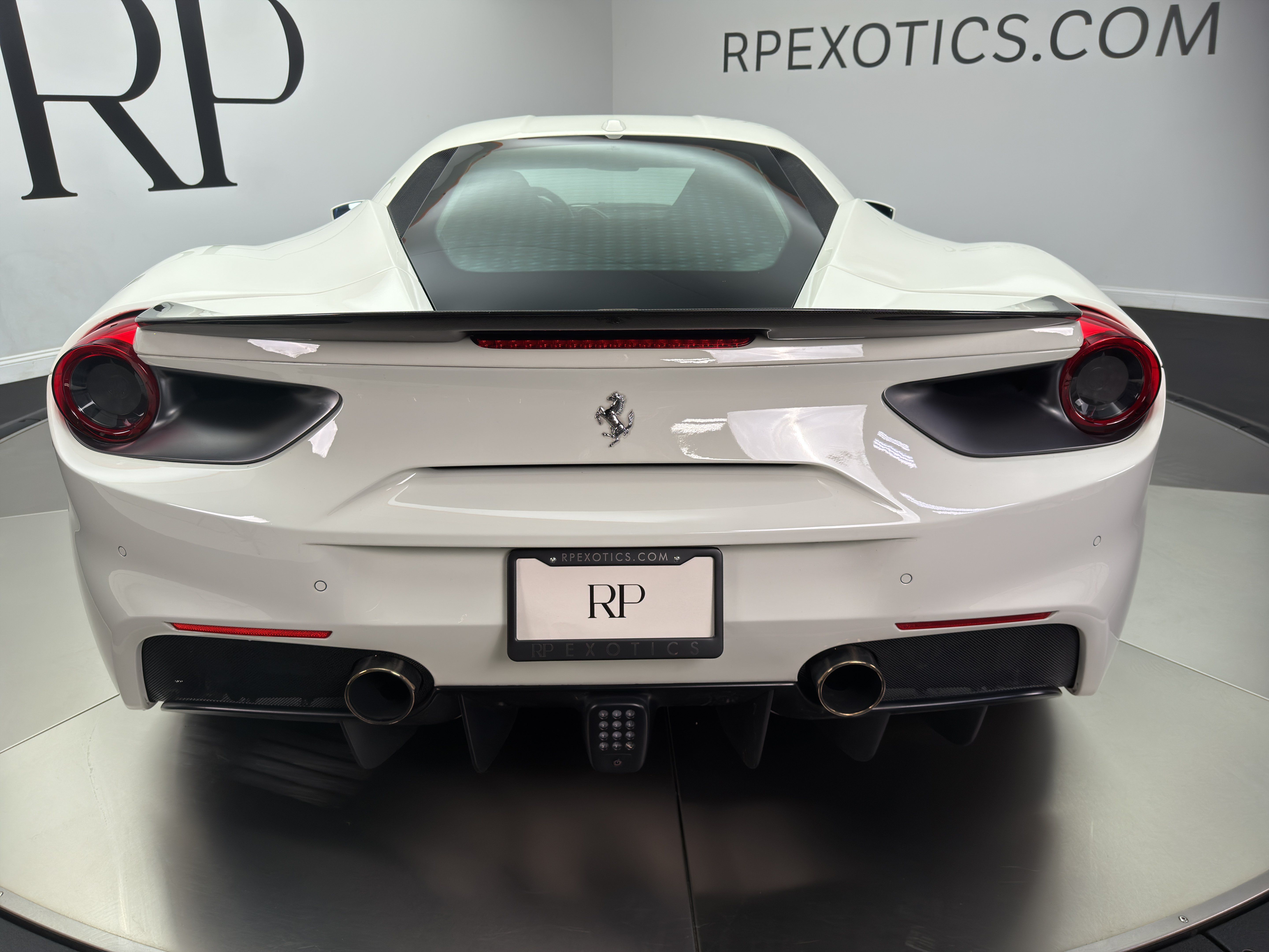 Used 2019 Ferrari 488 GTB RWD image 20