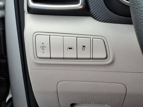 Used 2019 Hyundai Tucson SE image 20