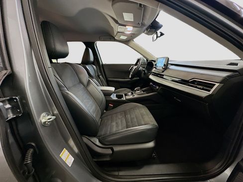 Used 2024 Mitsubishi Outlander SE image 33