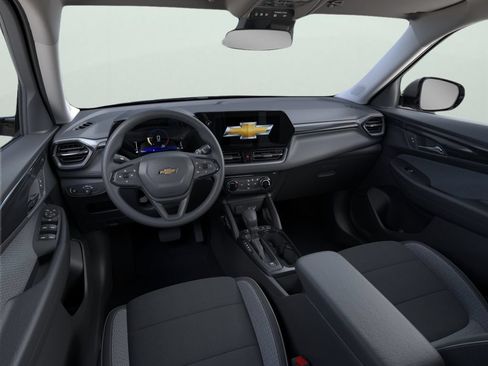 New 2026 Chevrolet TrailBlazer LT w/ Midnight Edition FWD image 15