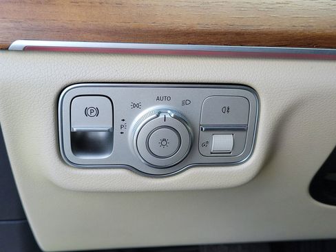Certified 2023 Mercedes-Benz GLE 350 image 29