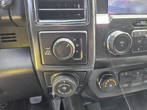 Used 2019 Ford F150 XLT w/ Equipment Group 302A Luxury image 23