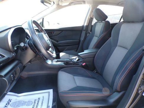 Used 2022 Subaru Crosstrek 2.0i Premium w/ Moonroof Package image 16