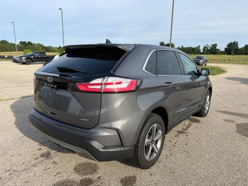 Used 2024 Ford Edge SEL w/ Convenience Package AWD/4WD image 5