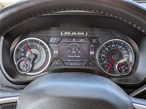 Used 2024 RAM 2500 Laramie image 28