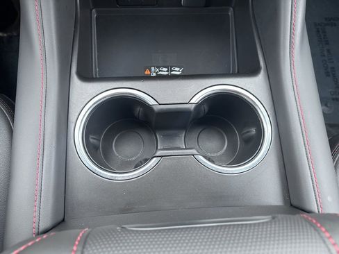 Used 2024 Chevrolet Suburban RST image 31