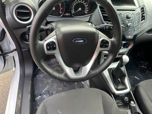 Used 2014 Ford Fiesta SE FWD image 13