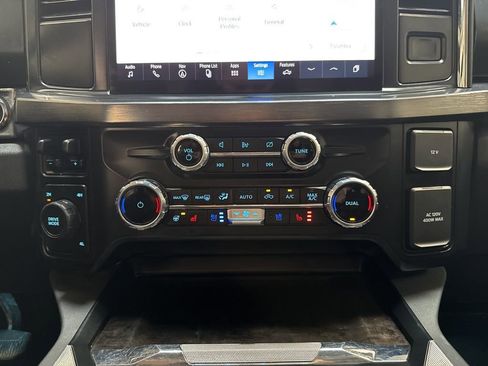 Used 2024 Ford F250 Lariat AWD/4WD image 23