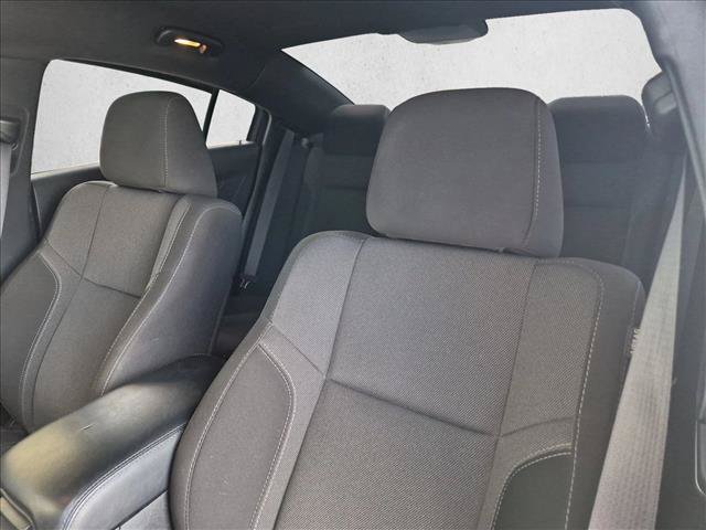 Used 2022 Dodge Charger SXT RWD image 10