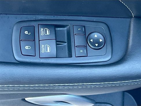 Used 2021 Dodge Challenger R/T Scat Pack w/ Shaker Package image 17