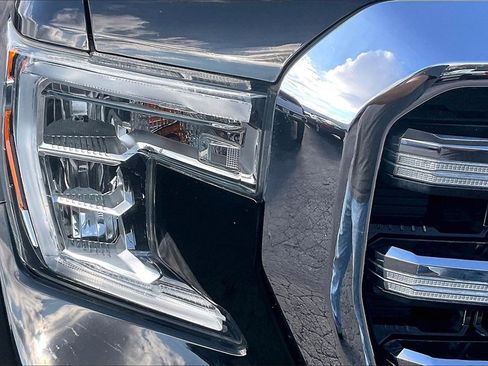 Used 2019 GMC Sierra 1500 SLE w/ SLE Value Package image 33