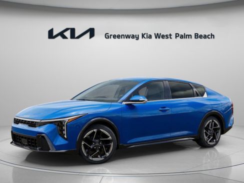 New 2025 Kia K4 GT-Line image 4