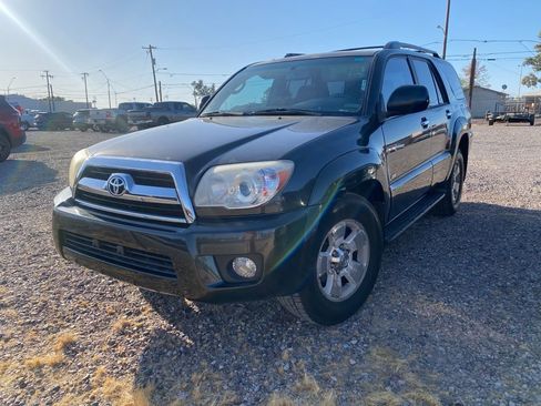 Used 2007 Toyota 4Runner SR5 RWD image 2