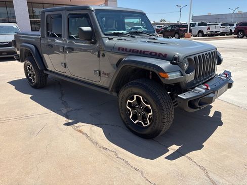 Used 2020 Jeep Gladiator Rubicon w/ Uconnect 4C Nav & Sound Group image 3