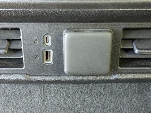 Used 2025 Chevrolet Silverado 1500 LT image 15