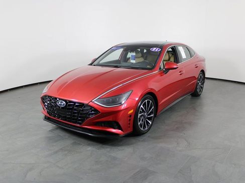 Used 2021 Hyundai Sonata Limited image 2