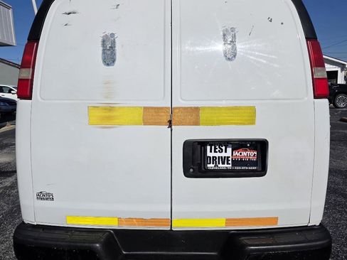 Used 2012 Chevrolet Express 2500 w/ Power Package image 7